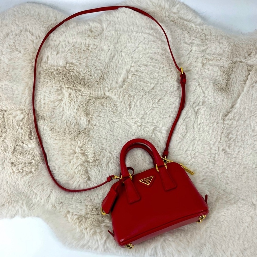 New. Prada Promenade Saffiano Mini